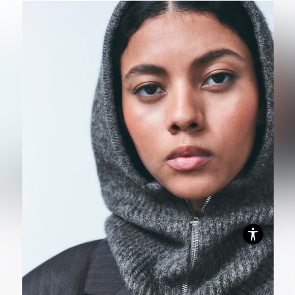 Grey beanie - Picture 4 of 9